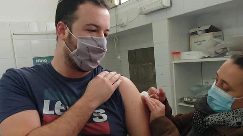 Vacunación contra el COVID